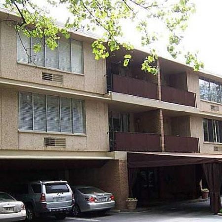 Peachtree House Condominiums